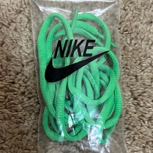 3/$25 🍄 Nike Neon Green Shoelaces 43” New in Packaging